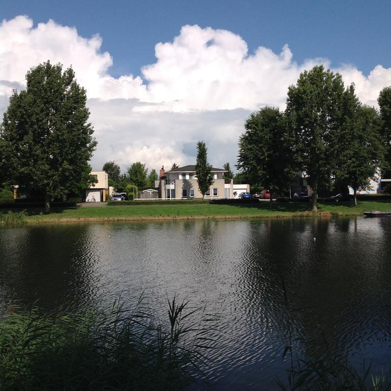 B&B Het Witte Huis Алмере Экстерьер фото